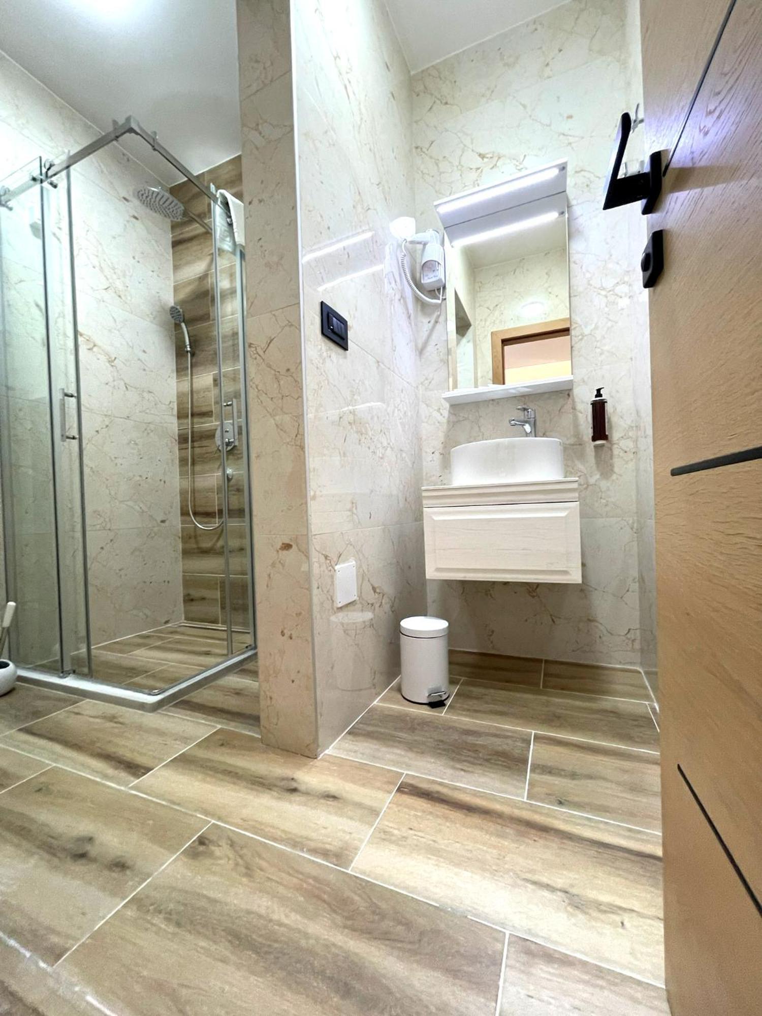 Hotel Npl Code Naselje Starosjedilaca ภายนอก รูปภาพ